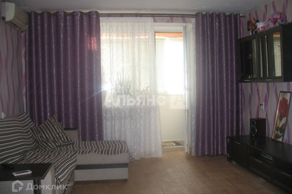 Продаётся 3-комнатная квартира, 63 м²