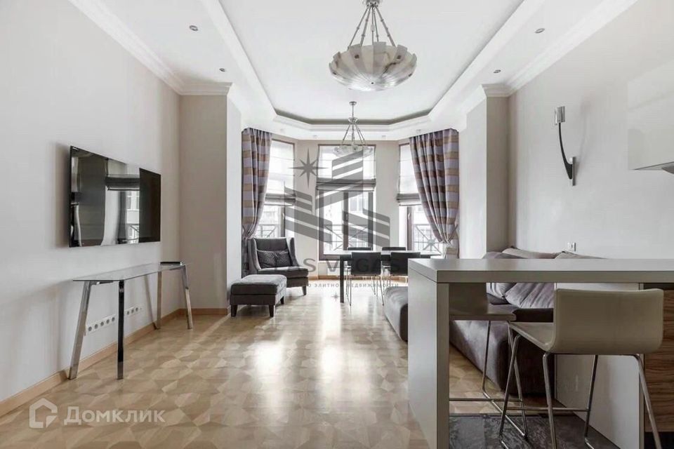 Сдаётся 2-комнатная квартира, 72 м²