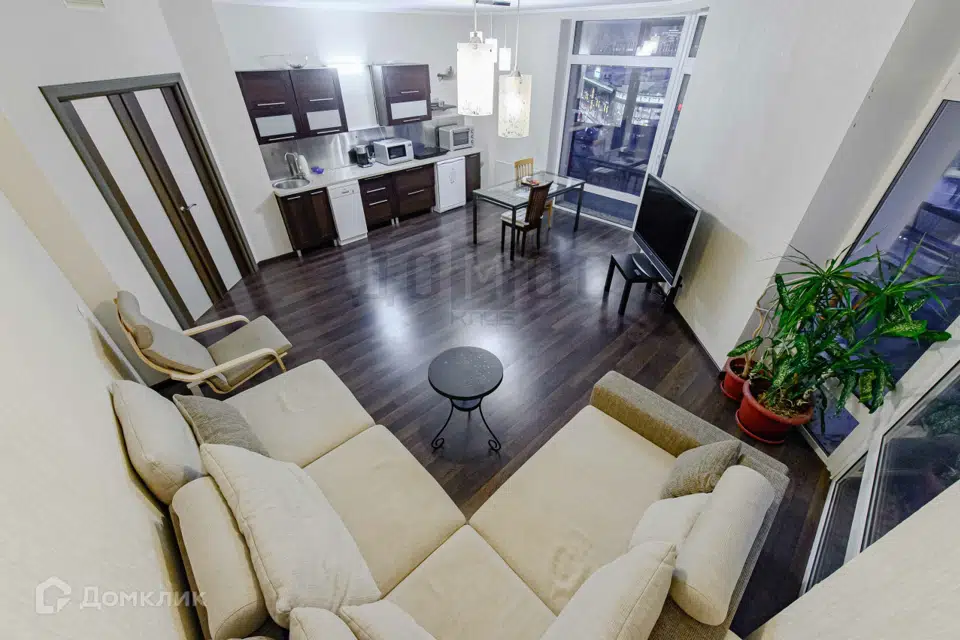 Сдаётся 3-комнатная квартира, 90 м²