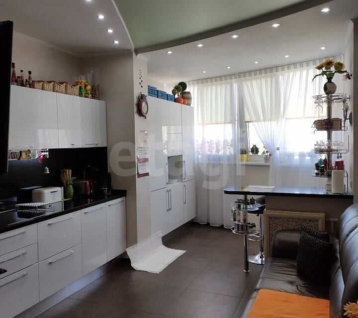 Продаётся 1-комнатная квартира, 48.4 м²