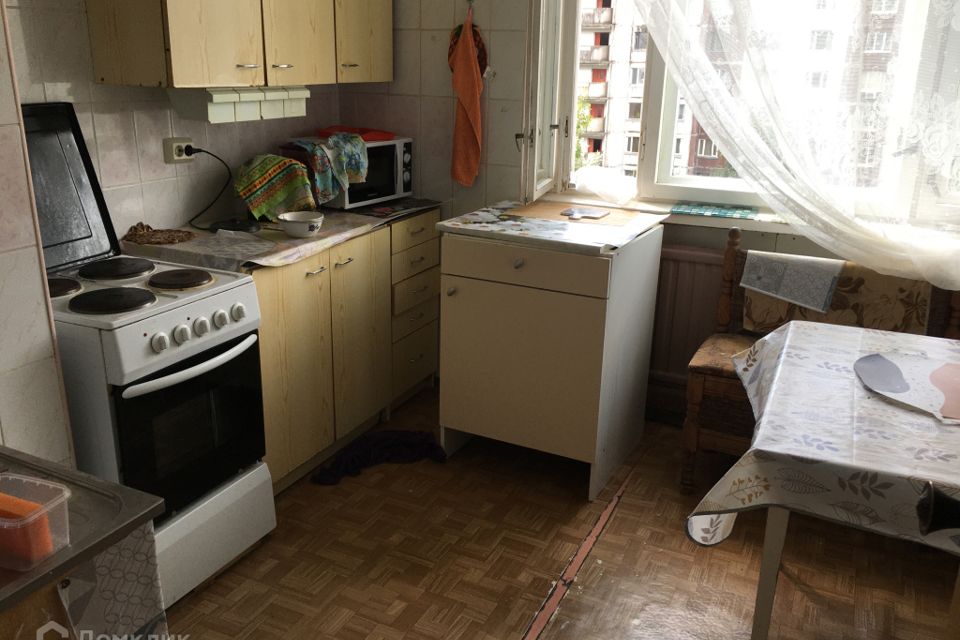 Продаётся комната в 2-комн. квартире, 12.4 м²