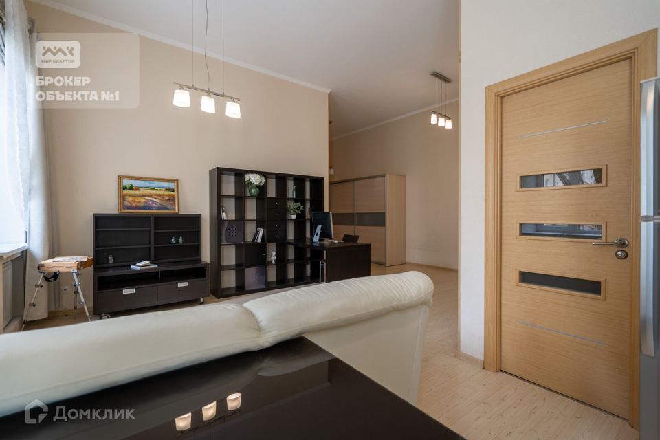 Продаётся 2-комнатная квартира, 64 м²