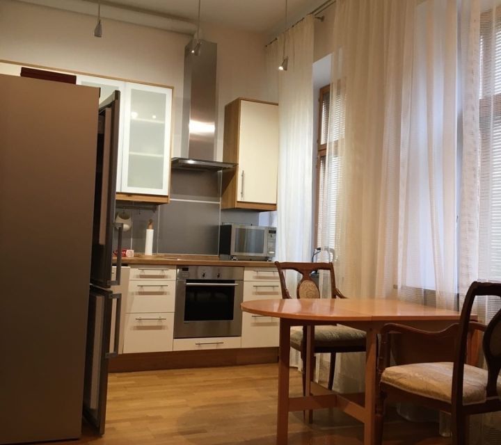 Продаётся 1-комнатная квартира, 51 м²