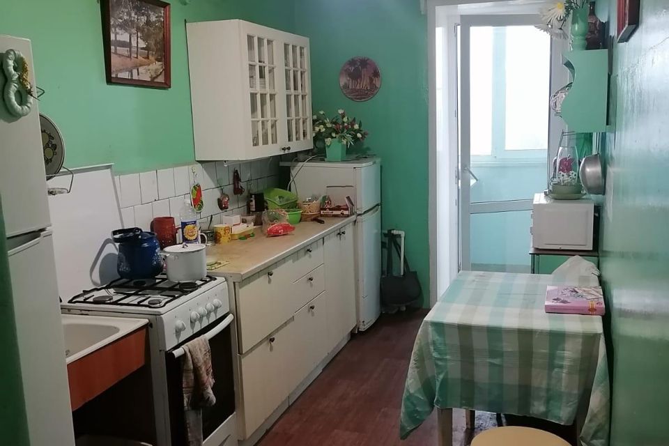 Продаётся 4-комнатная квартира, 76.4 м²