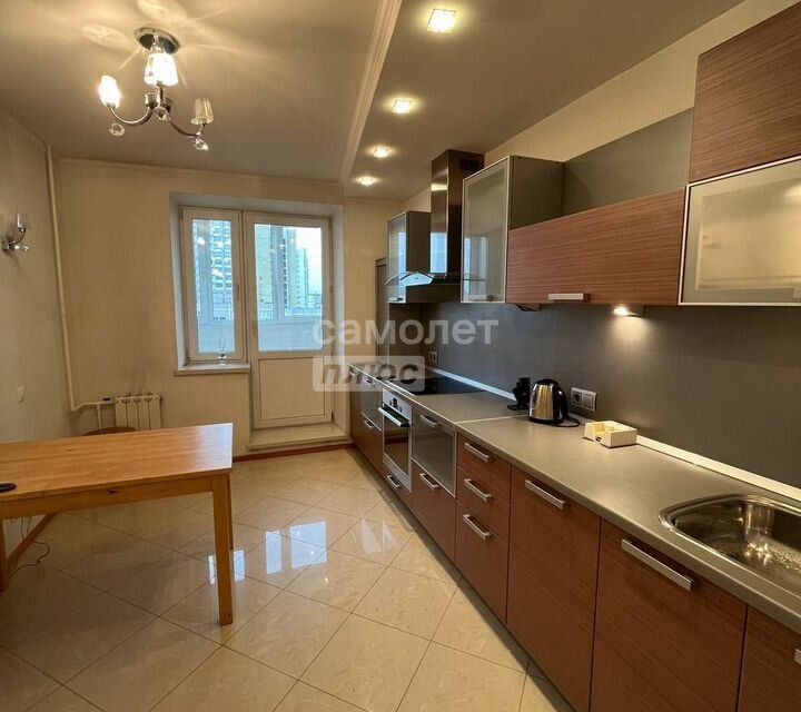 Продаётся 2-комнатная квартира, 68.8 м²