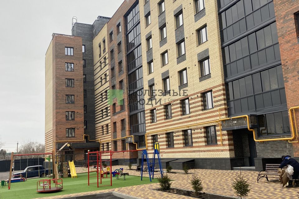 Продаётся 2-комнатная квартира, 65.2 м²