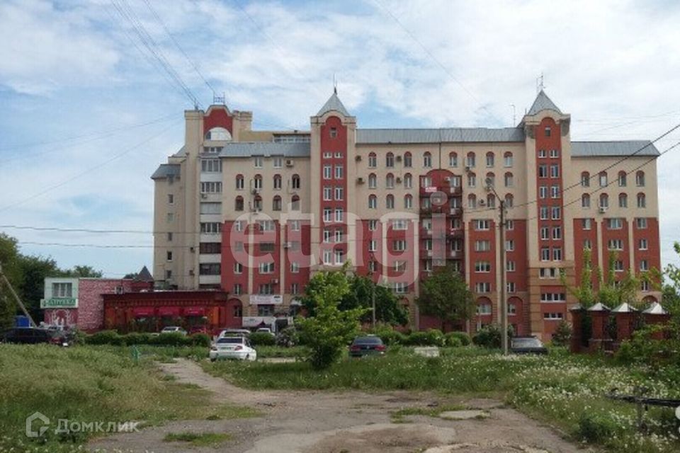 Продаётся 4-комнатная квартира, 115 м²