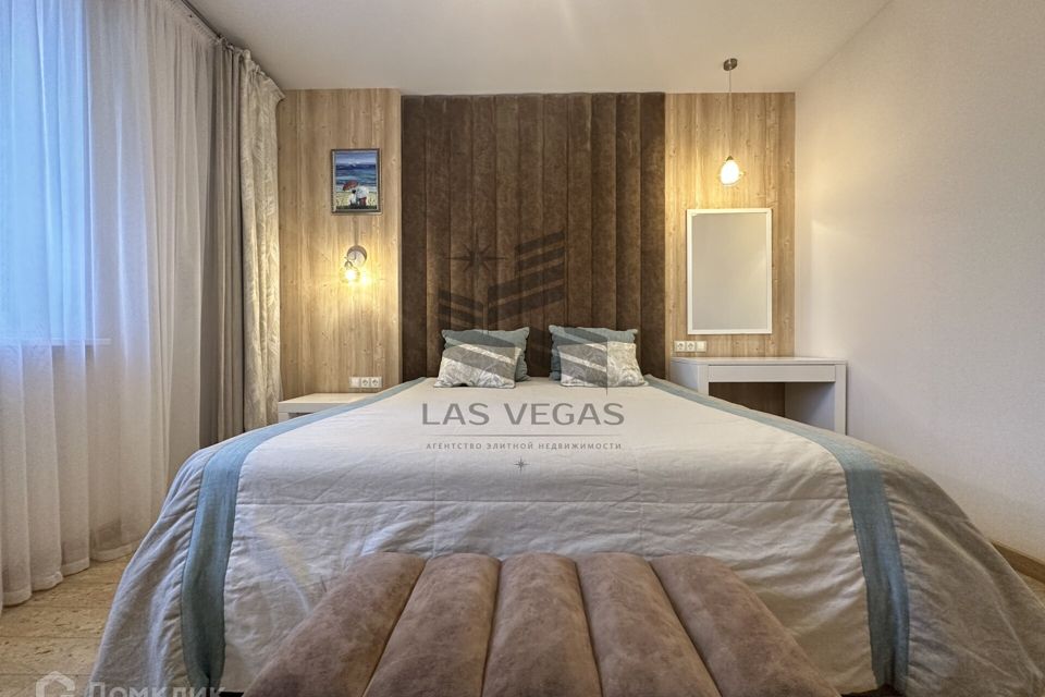 Сдаётся 4-комнатная квартира, 100 м²