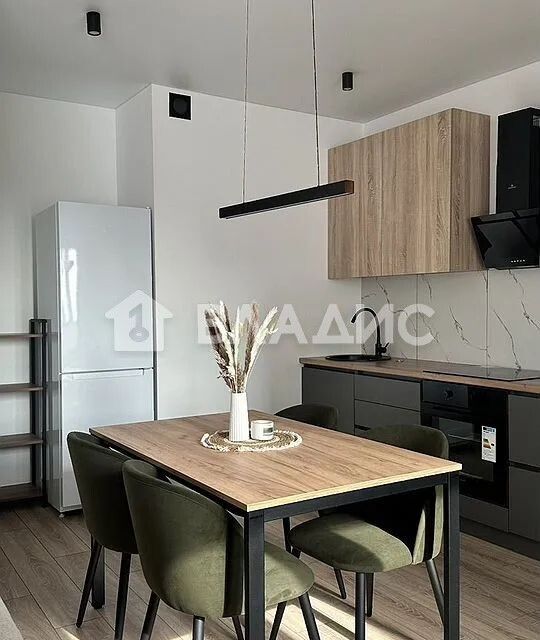Продаётся 3-комнатная квартира, 81 м²
