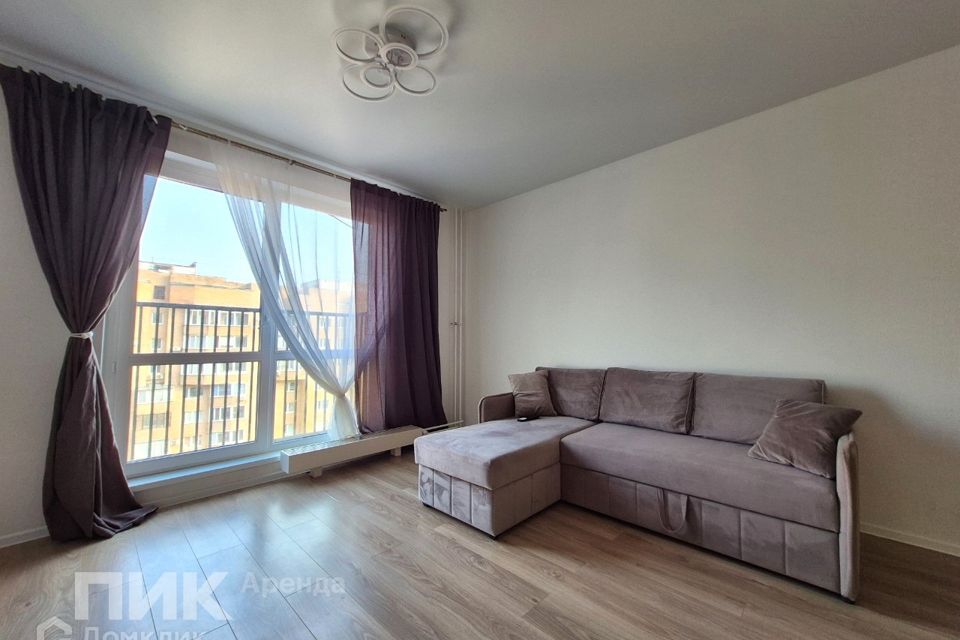 Сдаётся 1-комнатная квартира, 49.6 м²