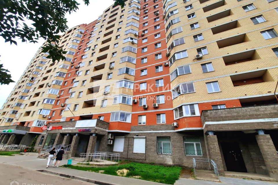 Сдаётся 1-комнатная квартира, 42 м²