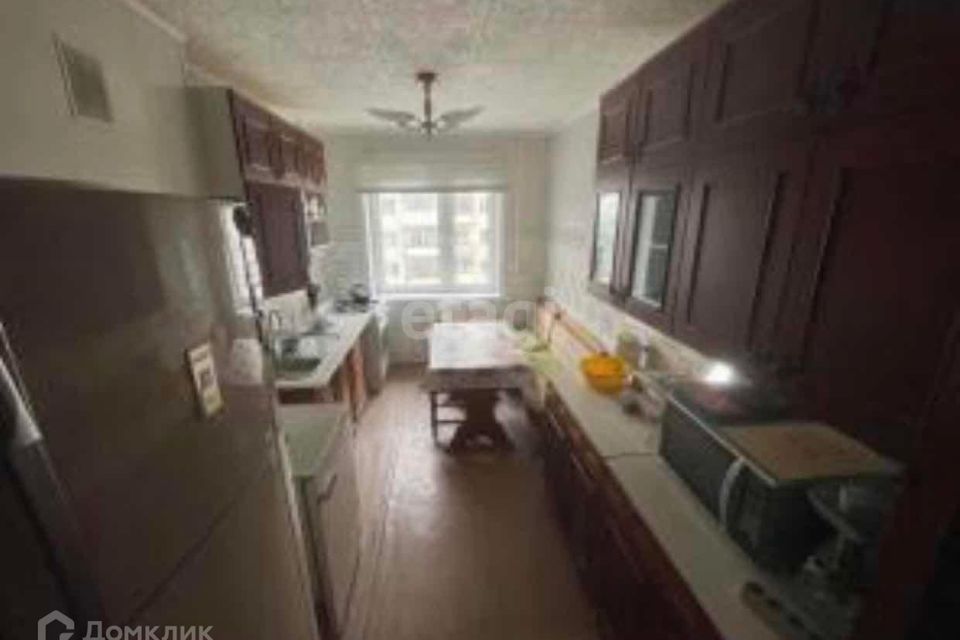 Продаётся 3-комнатная квартира, 61.7 м²