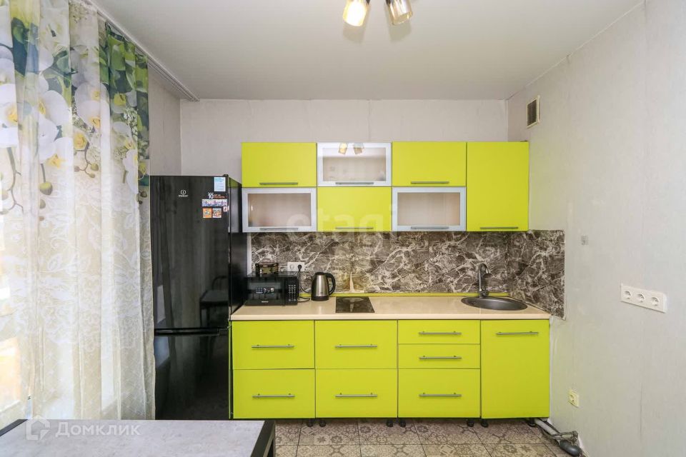 Сдаётся 2-комнатная квартира, 58.2 м²