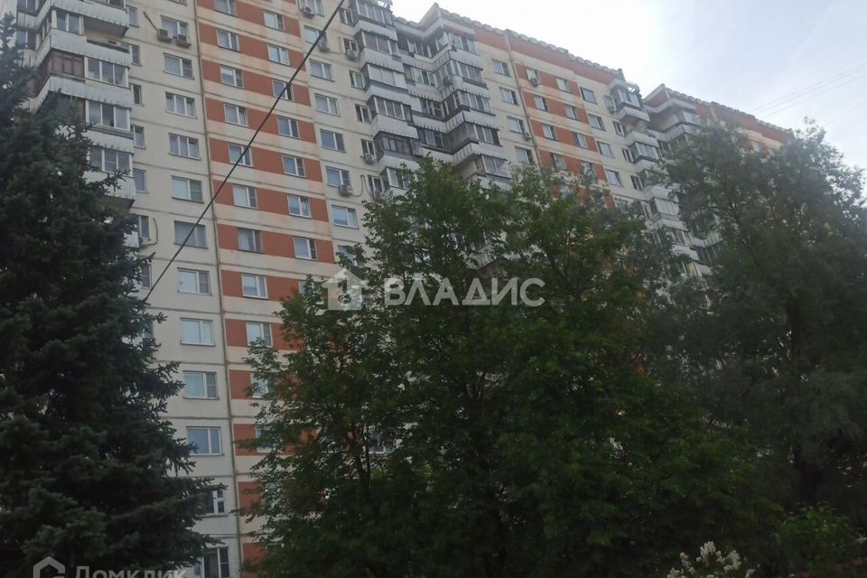 Продаётся 4-комнатная квартира, 98 м²