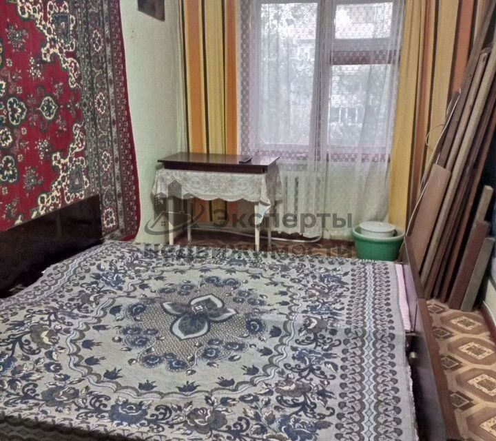 Продаётся 4-комнатная квартира, 66 м²