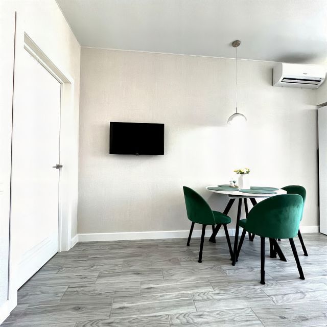 Продаётся 2-комнатная квартира, 69.7 м²