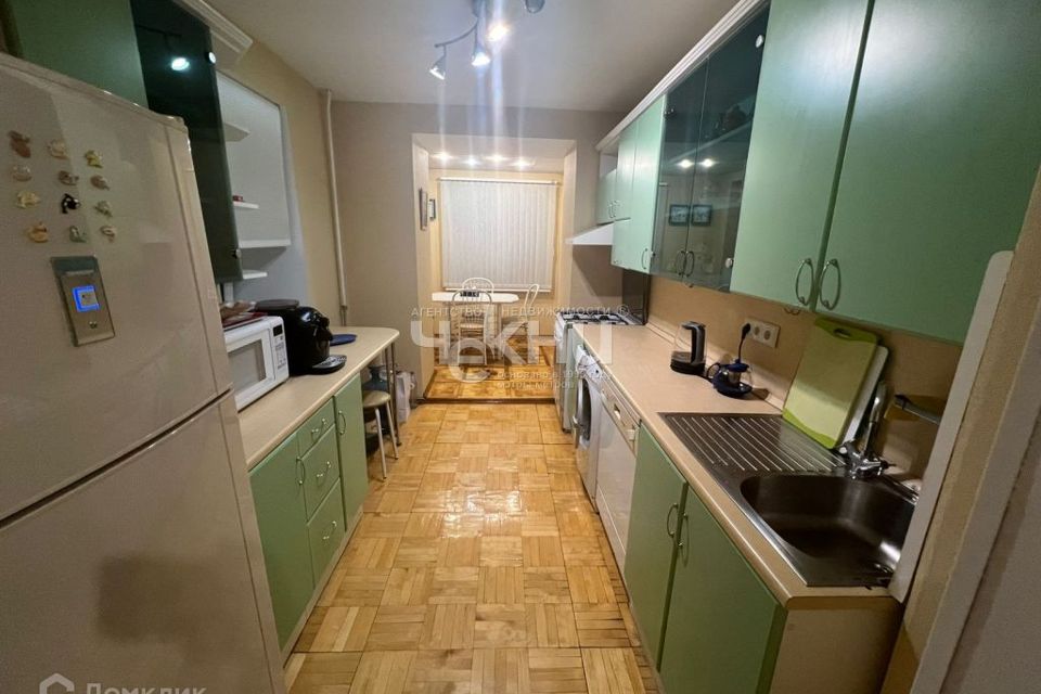 Продаётся 2-комнатная квартира, 55 м²