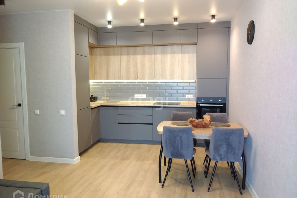 Продаётся 2-комнатная квартира, 60.6 м²