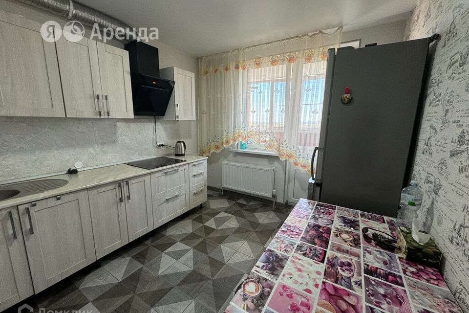Сдаётся 1-комнатная квартира, 38 м²