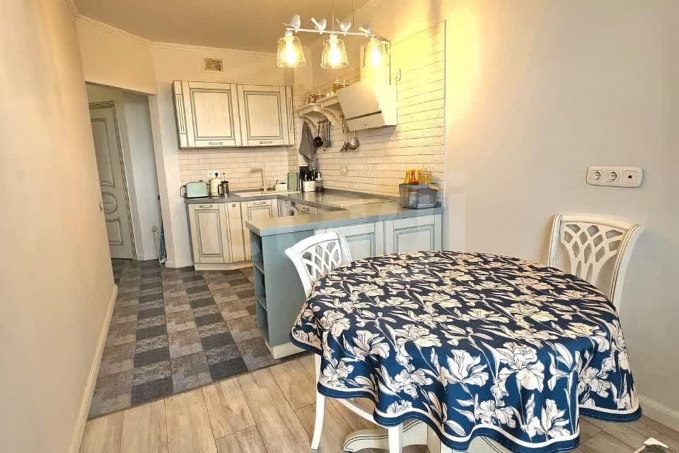 Продаётся 1-комнатная квартира, 45.8 м²