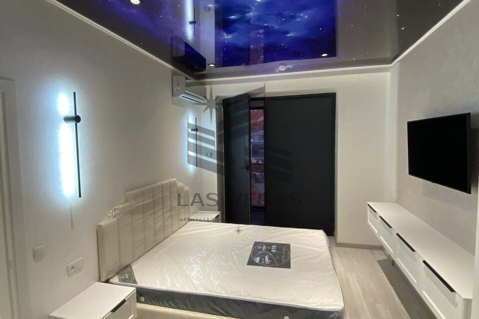 Сдаётся 2-комнатная квартира, 64 м²
