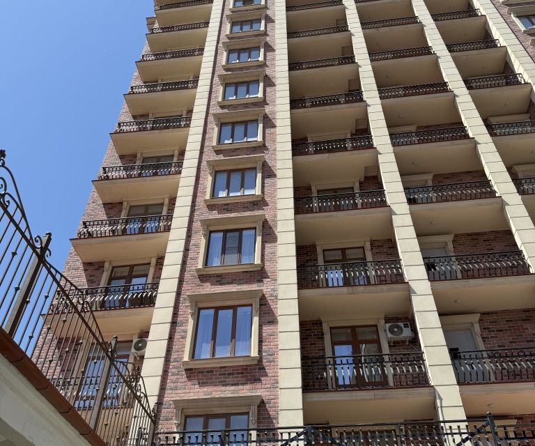 Продаётся 2-комнатная квартира, 80 м²
