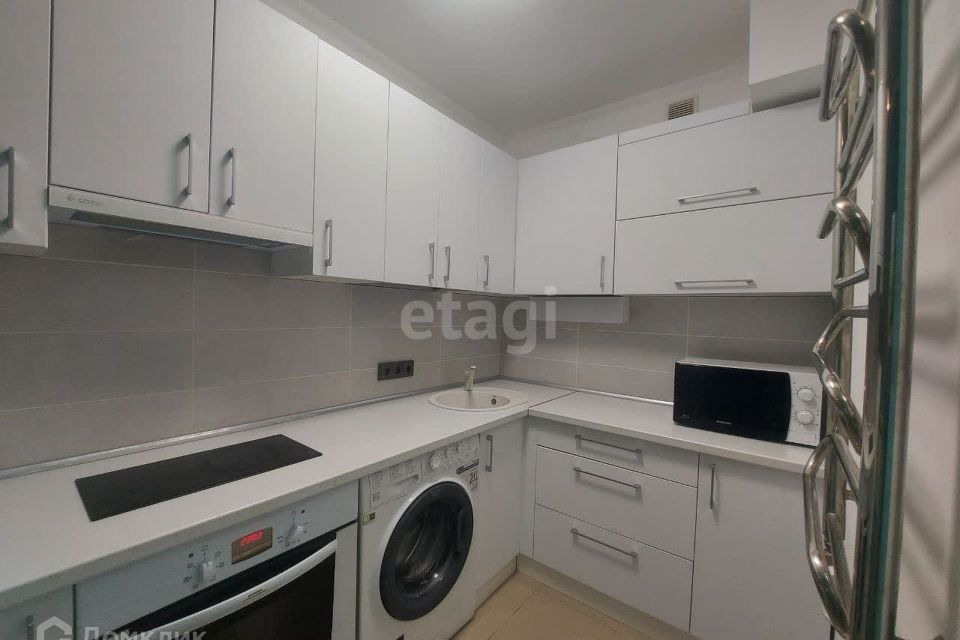Продаётся 2-комнатная квартира, 47.9 м²
