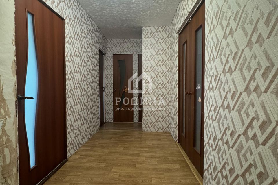 Продаётся 3-комнатная квартира, 61.7 м²