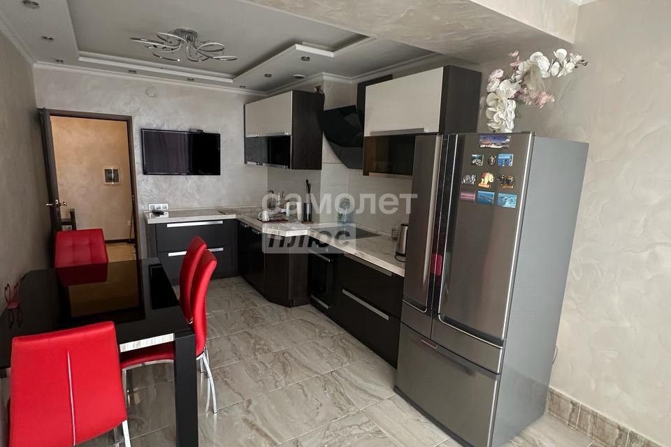 Сдаётся 3-комнатная квартира, 80 м²