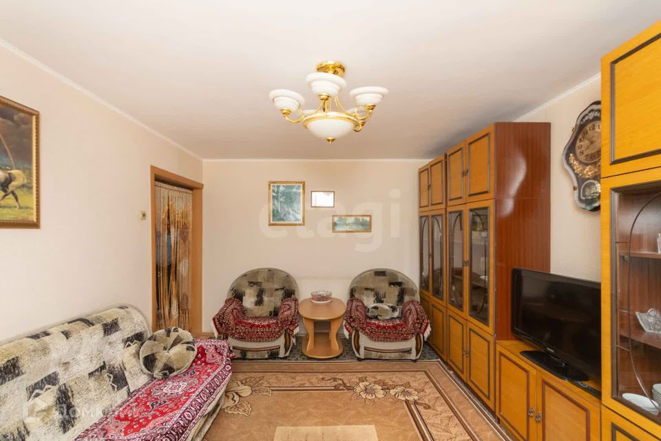 Продаётся 3-комнатная квартира, 63 м²