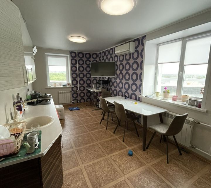 Продаётся 3-комнатная квартира, 84 м²