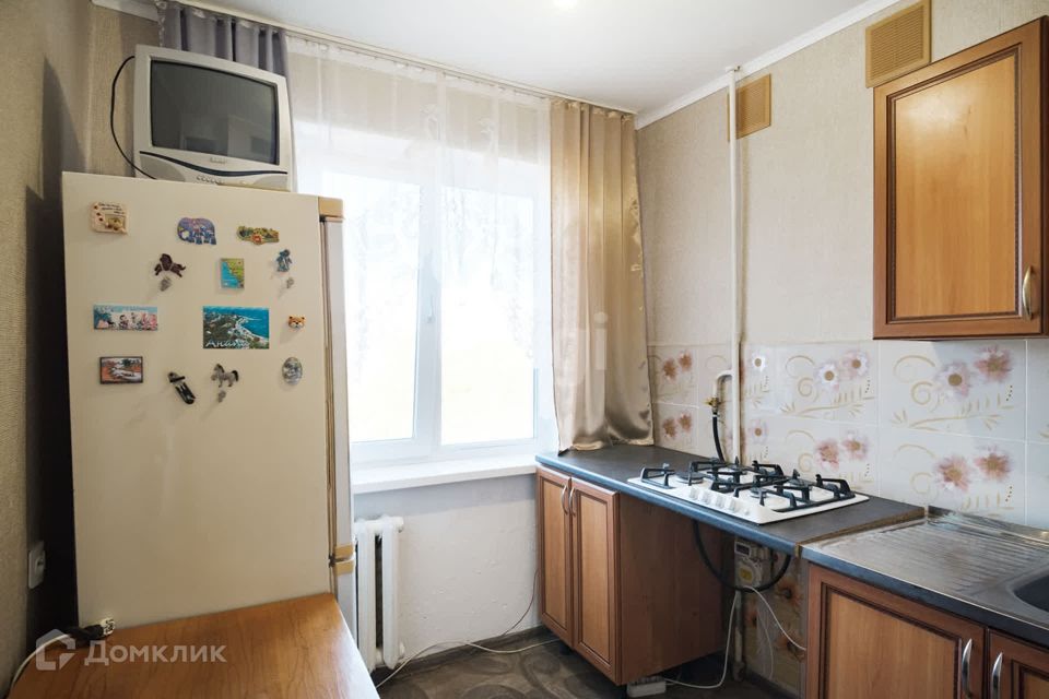 Продаётся 3-комнатная квартира, 47.6 м²