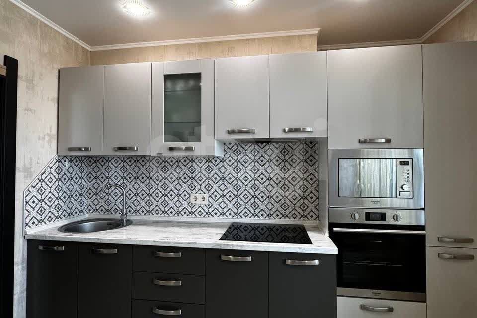 Продаётся 3-комнатная квартира, 70.4 м²