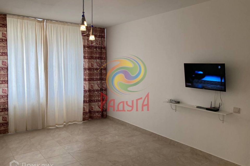 Продаётся 1-комнатная квартира, 43.2 м²