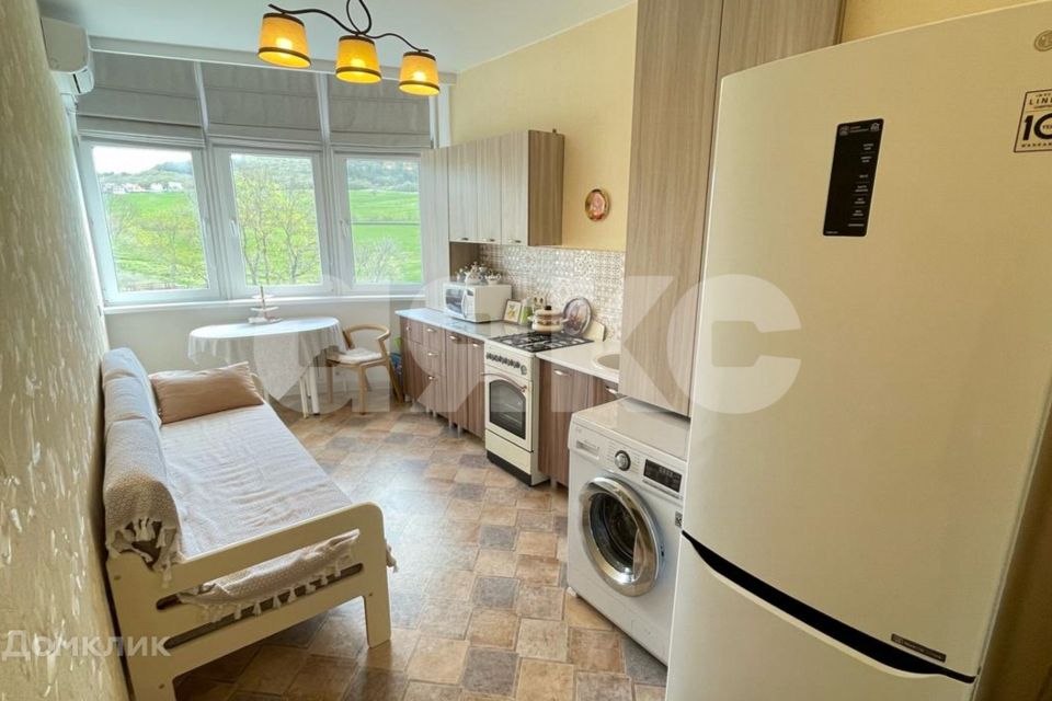 Продаётся 1-комнатная квартира, 38.6 м²