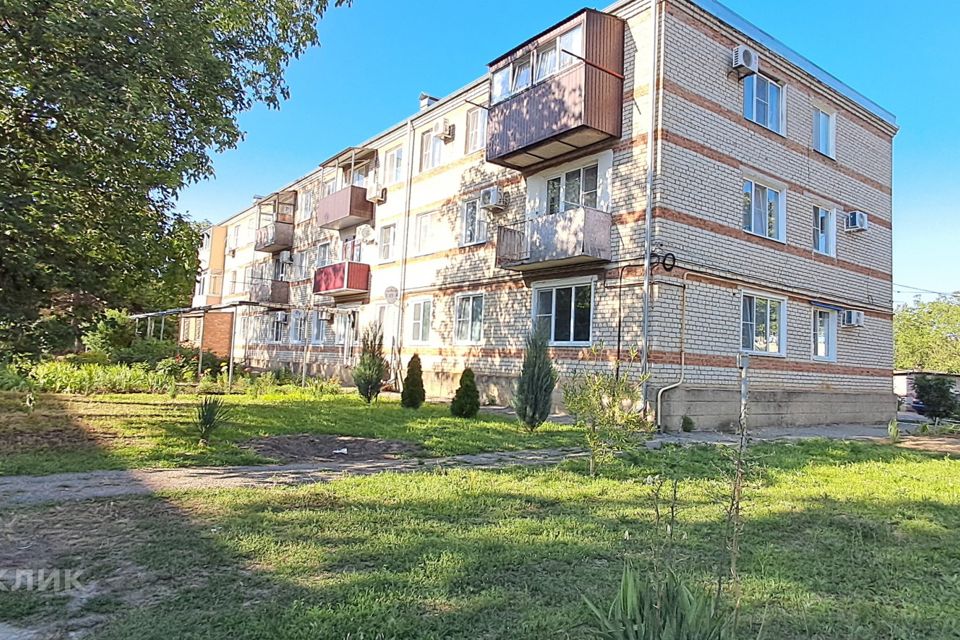Продаётся 3-комнатная квартира, 55.9 м²