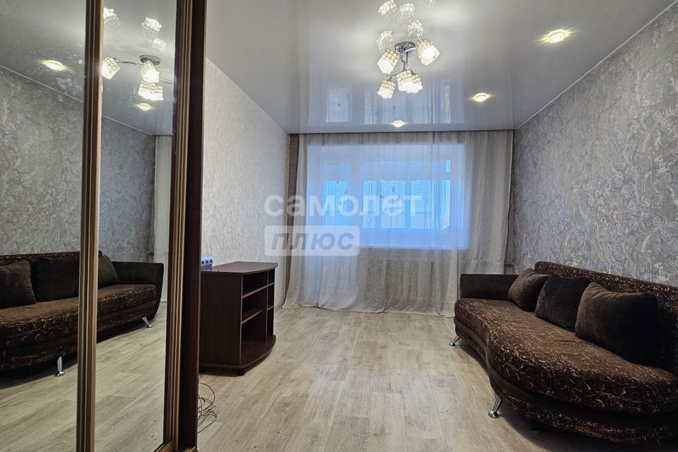 Продаётся 3-комнатная квартира, 50.8 м²