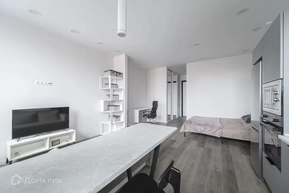 Продаётся 1-комнатная квартира, 37.8 м²