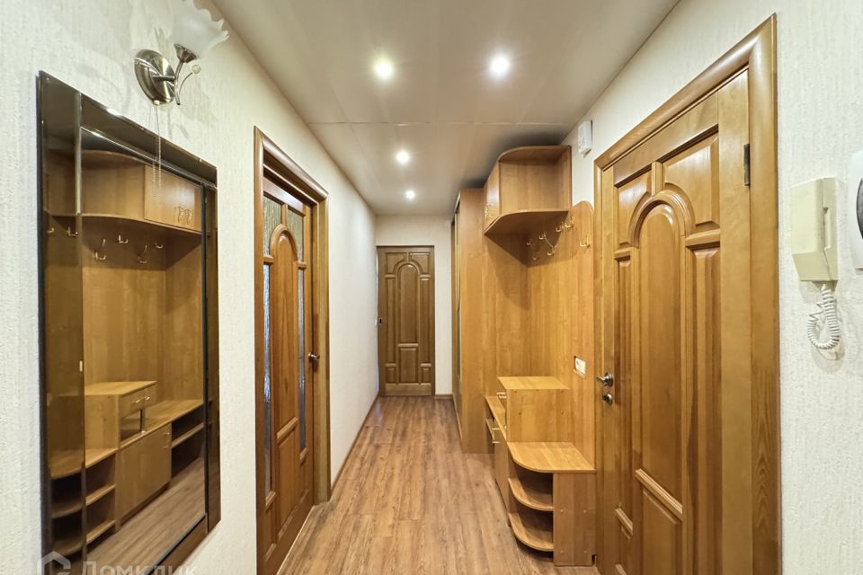 Сдаётся 2-комнатная квартира, 65 м²