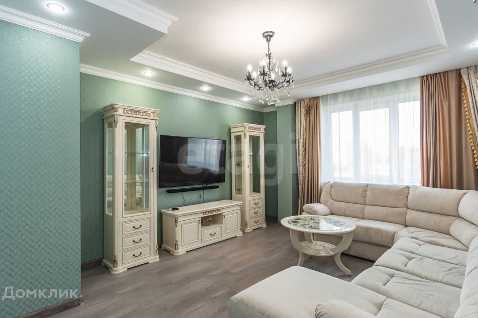 Продаётся 3-комнатная квартира, 101.5 м²