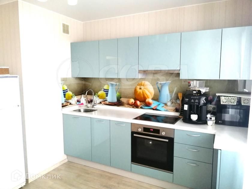 Продаётся 1-комнатная квартира, 42 м²