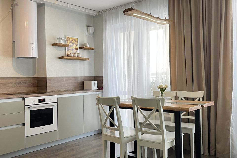 Продаётся 3-комнатная квартира, 95 м²