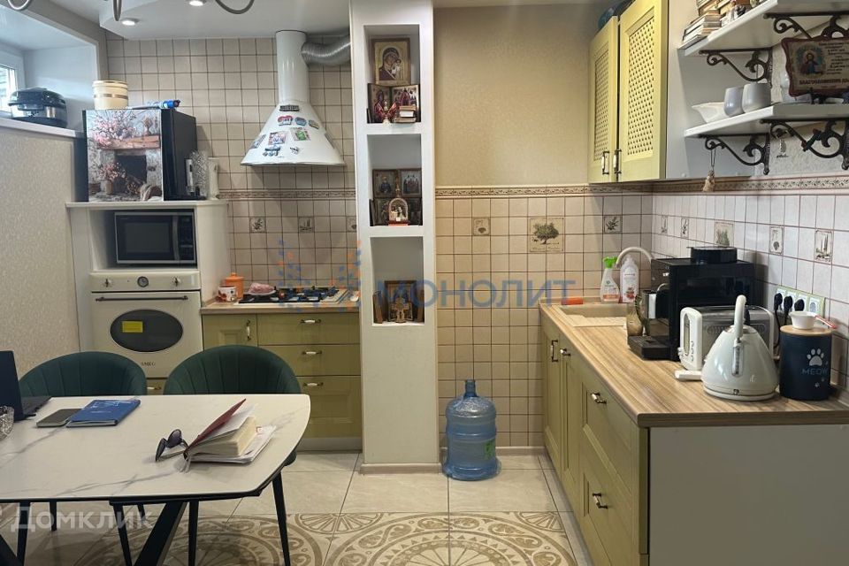 Продаётся 2-комнатная квартира, 63.6 м²