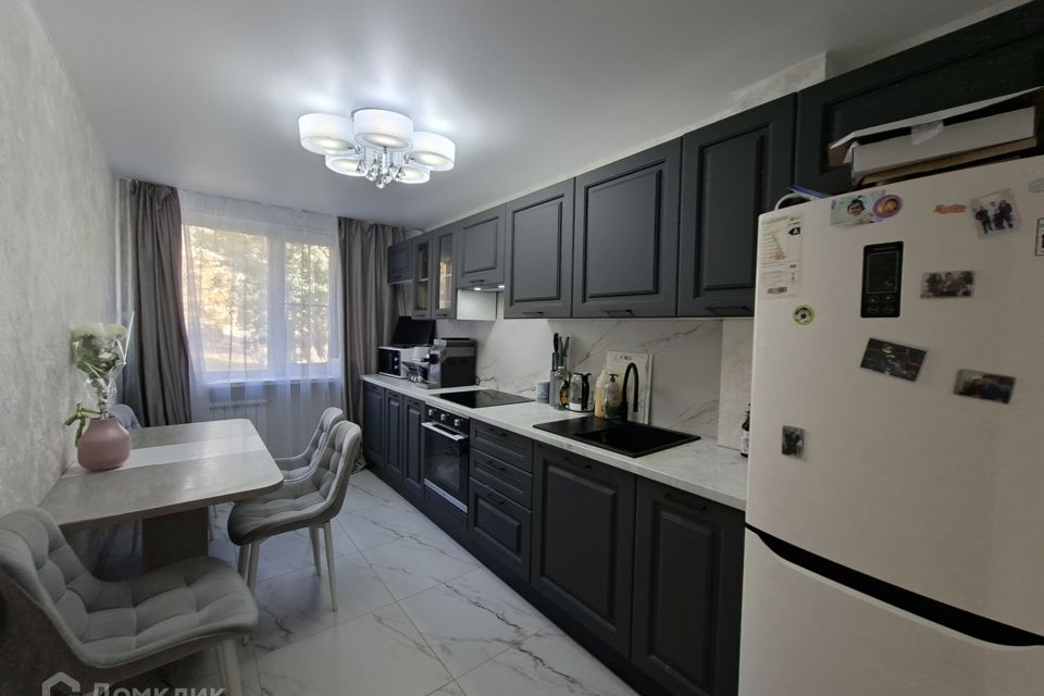 Продаётся 3-комнатная квартира, 64.7 м²