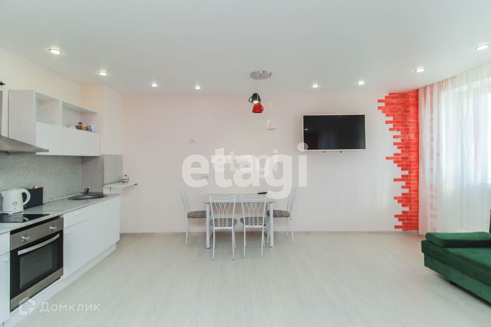 Продаётся 1-комнатная квартира, 57.1 м²