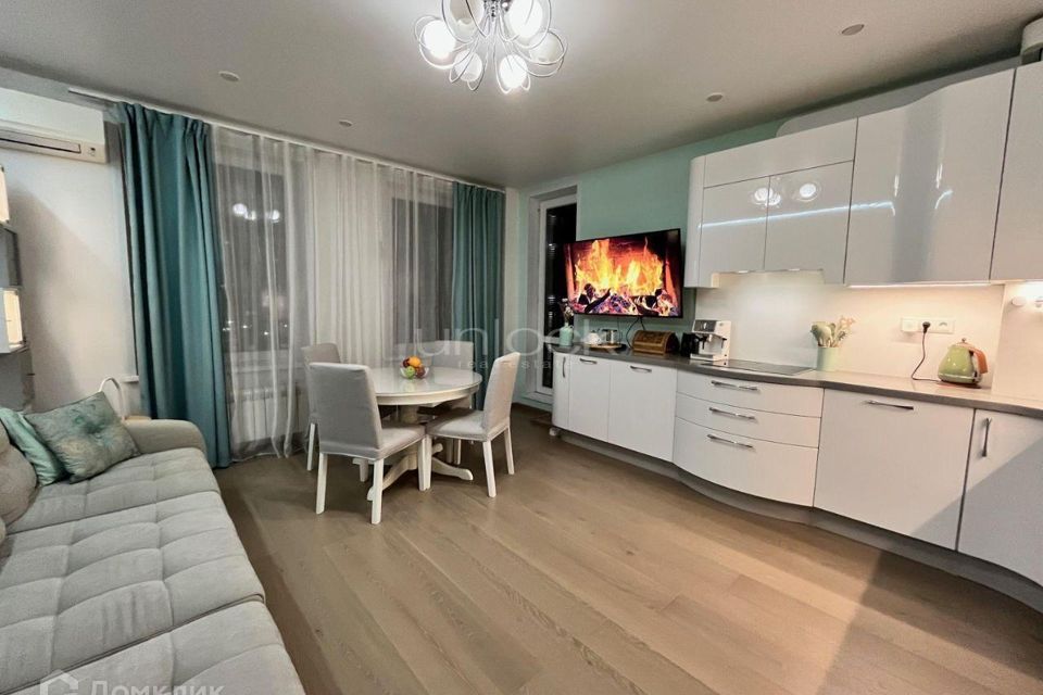 Продаётся 3-комнатная квартира, 65 м²