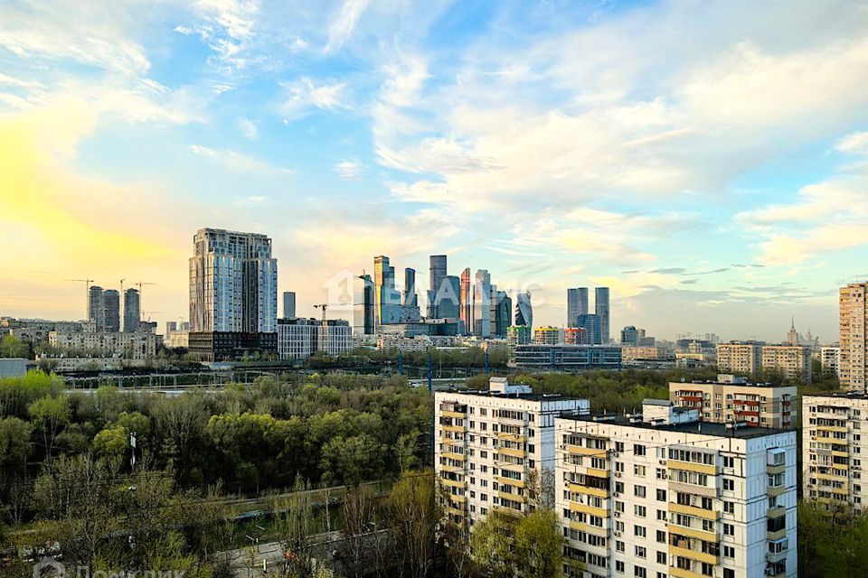 Продаётся 5-комнатная квартира, 110 м²