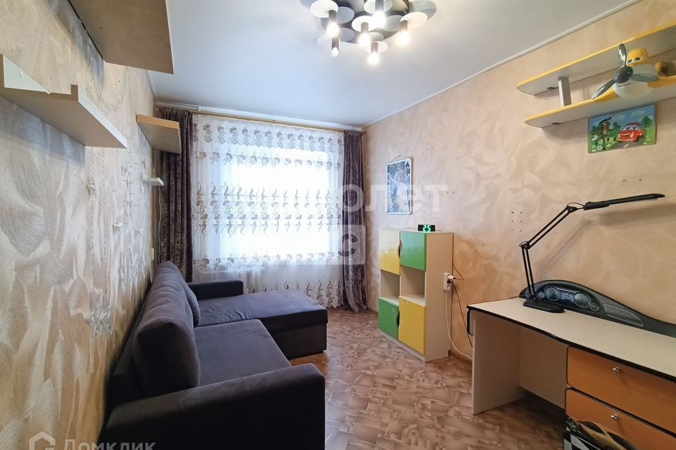 Продаётся 3-комнатная квартира, 55.3 м²