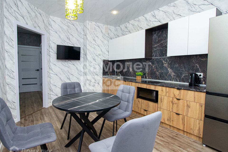 Продаётся 2-комнатная квартира, 56 м²