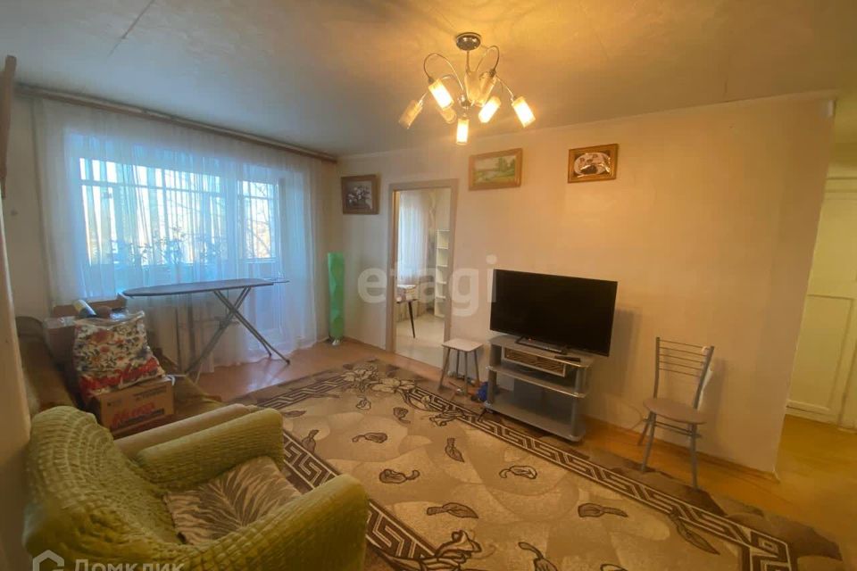 Продаётся 3-комнатная квартира, 55.7 м²